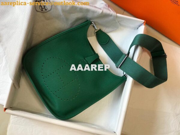 Replica Hermes H083435 Evelyne III 29 Shoulder Bag Silver Hardware Green 3