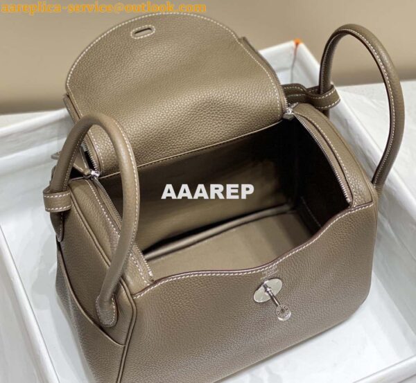 Replica Hermes H073428 Lindy Bag 26 30 H231958 10