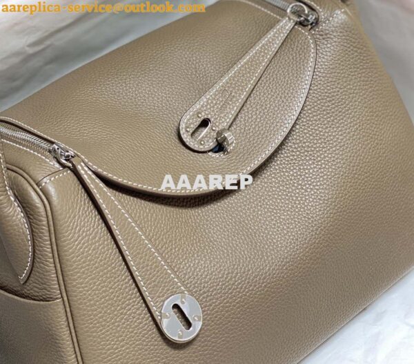 Replica Hermes H073428 Lindy Bag 26 30 H231958 17