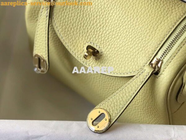 Replica Hermes H079086 Lindy Mini Bag 19cm H231929 4