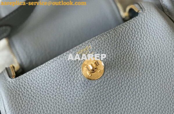 Replica Hermes H079086CK18 Lindy Mini Bag 19cm Semi-manual H231909 7