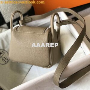 Replica Hermes H079086CK18 Lindy Mini Bag 19cm Semi-manual H231910 2