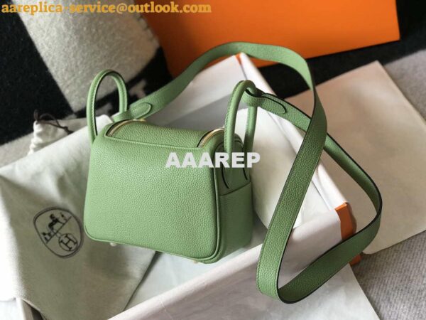 Replica Hermes H079086CK18 Lindy Mini Bag 19cm Semi-manual H231904 4