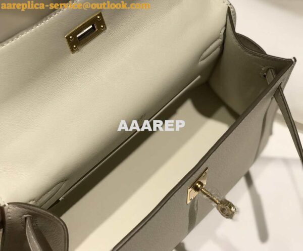 Replica Hermes Kelly Pouchette Swift Leather clutch bag Gold H230266 10