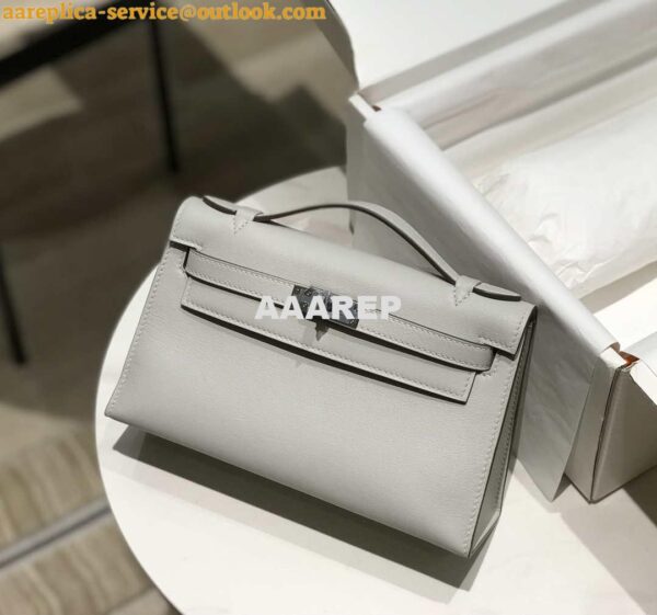 Replica Hermes Kelly Pouchette Swift Leather clutch bag Silver H230259 4