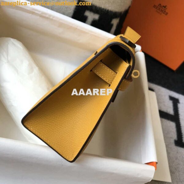 Replica Hermes Mini Kelly Pouchette Epsom Leather H230228 Yellow 6