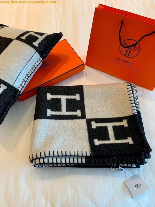 Replica Hermes Avalon III Throw Blanket in Black Wool and Cashmere 9