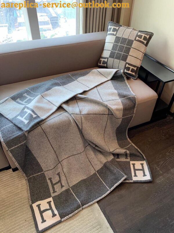 Replica Hermes Avalon III Throw Blanket in Grey Wool and Cashmere 12