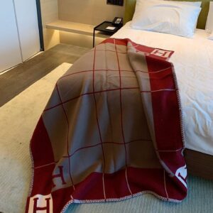 Replica Hermes Avalon III Throw Blanket in Red Wool and Cashmere 2