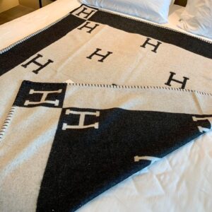 Replica Hermes Avalon Throw Blanket in Black Wool and Cashmere 2