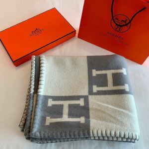 Replica Hermes Avalon Throw Blanket in Grey Wool and Cashmere 2