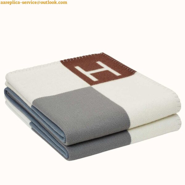 Replica Hermes Avalon Vibration Throw Blanket in Grey Wool and Cashmere 13