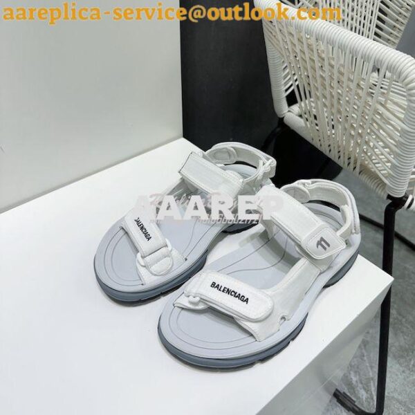 Replica Balenciaga Tourist Sandal in technical material 706277 13