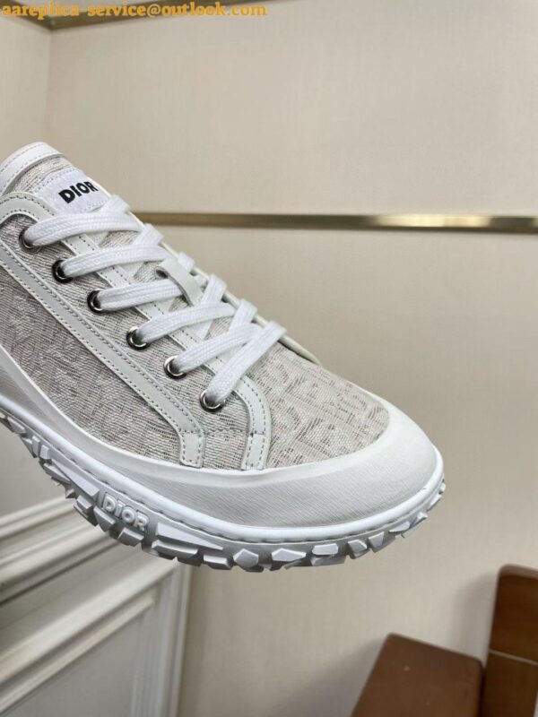 Replica Dior Men's B28 Low-top Sneakers In White Oblique Jacquard 3