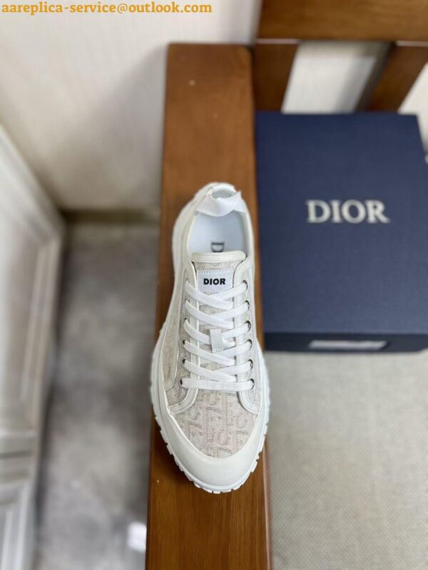 Replica Dior Men's B28 Low-top Sneakers In White Oblique Jacquard 7