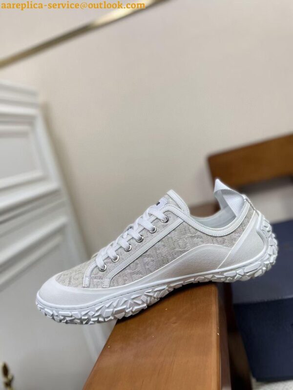 Replica Dior Men's B28 Low-top Sneakers In White Oblique Jacquard 8