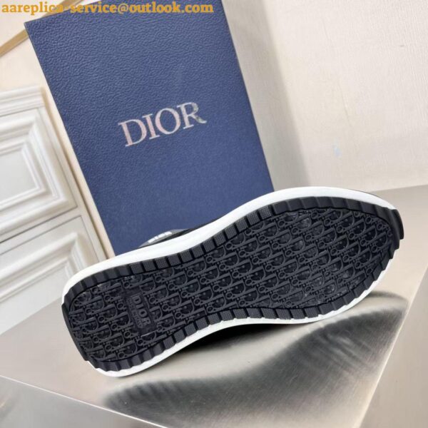 Replica Dior Men's B29 Sneakers In Gray Mesh and Black Suede 10