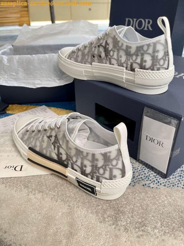 Replica Dior Men's B23 Low-top Sneakers In White and Black Oblique Canvas 5