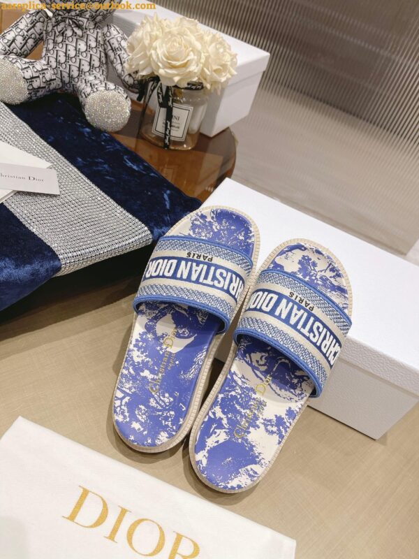 Replica Dior Dway Slides In Bright Blue Toile de Jouy Embroidered Cotton 7