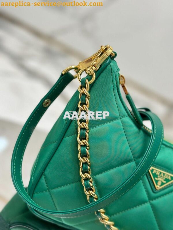 Replica Prada Re-Edition 1995 Chaîne Re-Nylon mini-bag 1BC204 Green 9