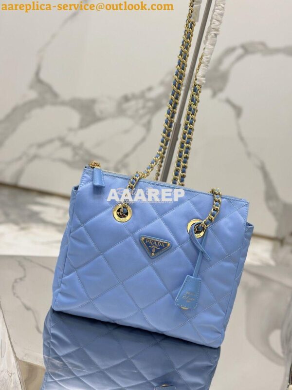 Replica Prada Re-Edition 1995 Chaîne Re-Nylon tote bag 1BG468 Blue 4