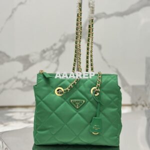 Replica Prada Re-Edition 1995 Chaîne Re-Nylon tote bag 1BG468 Green