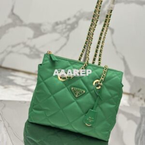 Replica Prada Re-Edition 1995 Chaîne Re-Nylon tote bag 1BG468 Green 2