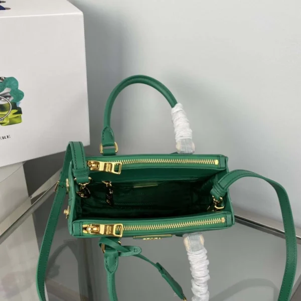 Replica Prada 1BA906 Prada Galleria Saffiano leather mini-bag Green 9