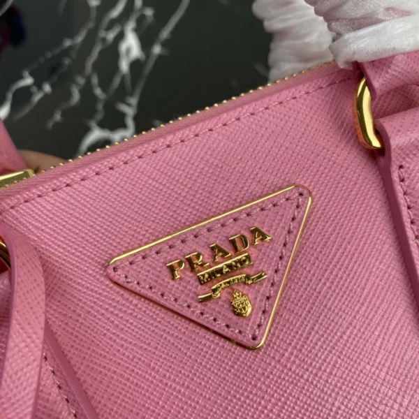 Replica Prada 1BA906 Prada Galleria Saffiano leather mini-bag Pink 5