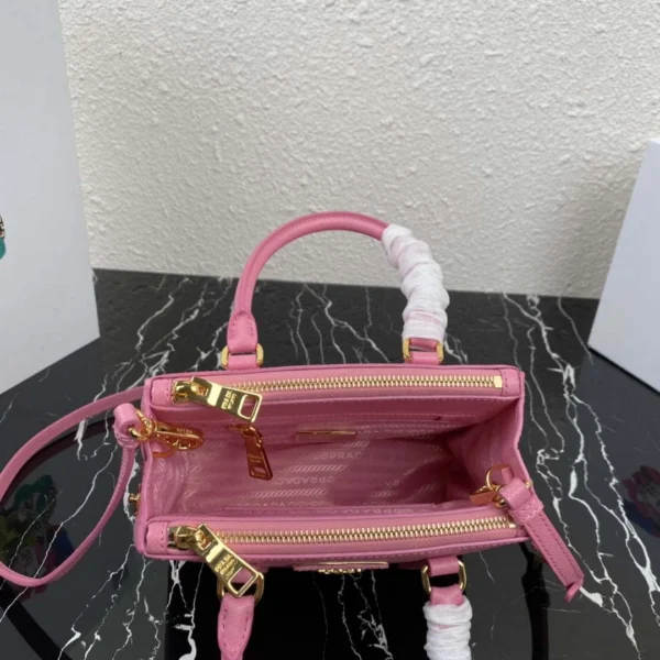 Replica Prada 1BA906 Prada Galleria Saffiano leather mini-bag Pink 9