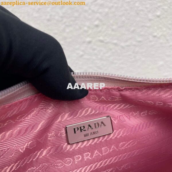 Replica Prada 1NE515 Re-Nylon Re-Edition 2000 mini-bag Light Pink 10