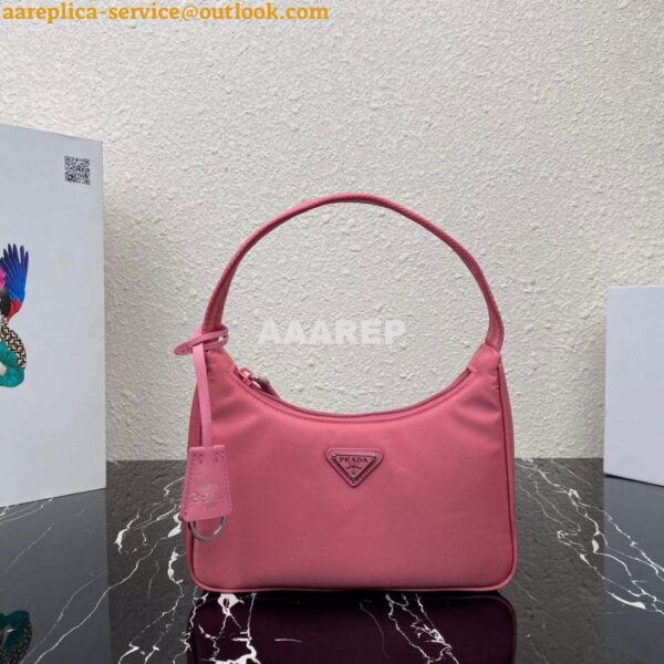 Replica Prada 1NE515 Re-Nylon Re-Edition 2000 mini-bag Pink 9