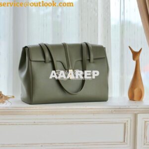 Replica Celine Medium Soft 16 Bag In Smooth Calfskin 195543 Green