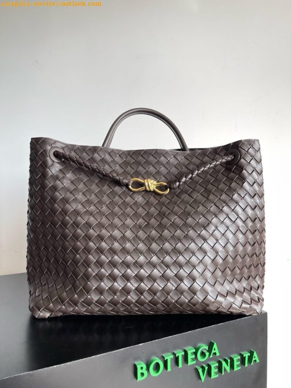 Replica Bottega Veneta Large Andiamo bag In Fondant Intrecciato Lambskin 4