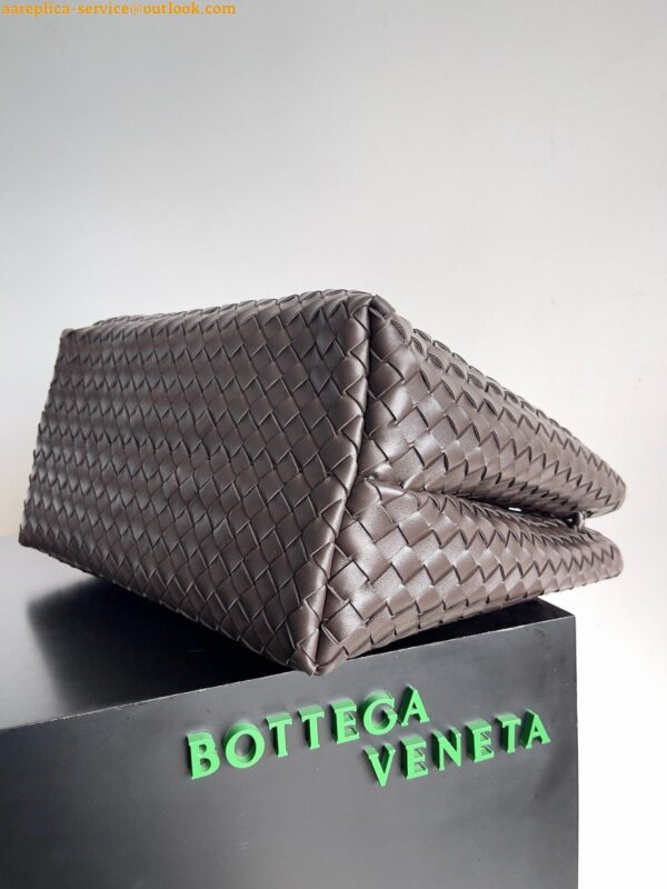 Replica Bottega Veneta Large Andiamo bag In Fondant Intrecciato Lambskin 5