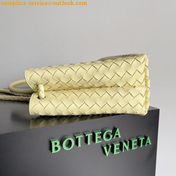 Replica Bottega Veneta Medium Andiamo Bag In Ice Cream Intrecciato Lambskin 6