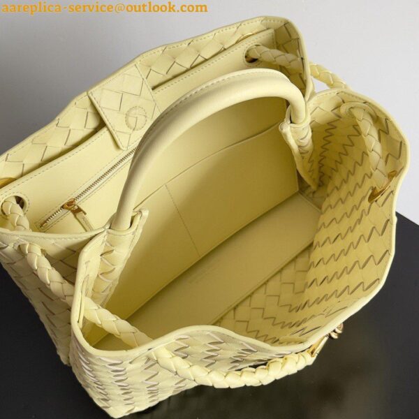 Replica Bottega Veneta Medium Andiamo Bag In Ice Cream Intrecciato Lambskin 9