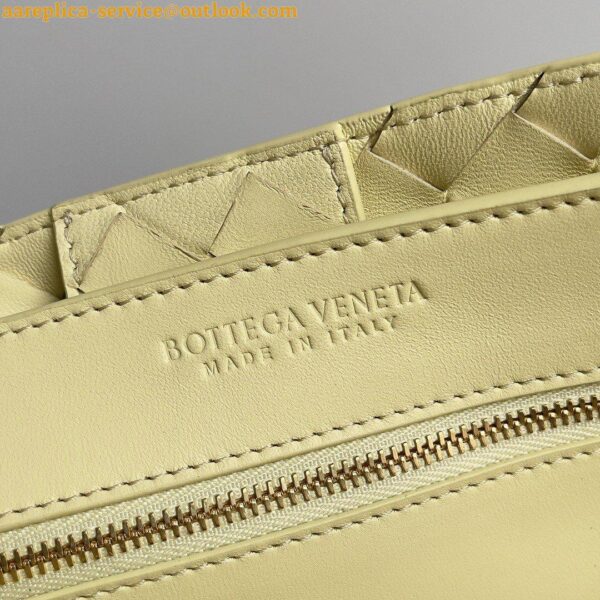 Replica Bottega Veneta Medium Andiamo Bag In Ice Cream Intrecciato Lambskin 12