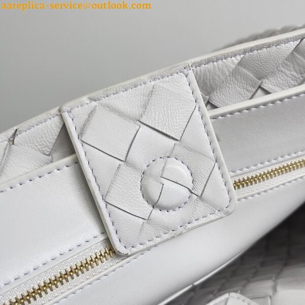 Replica Bottega Veneta Medium Andiamo Bag In White Intrecciato Lambskin 12