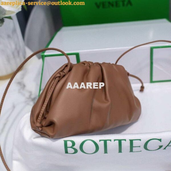 Replica Bottega Veneta 585852 BV Mini Pouch Brown Bag 5