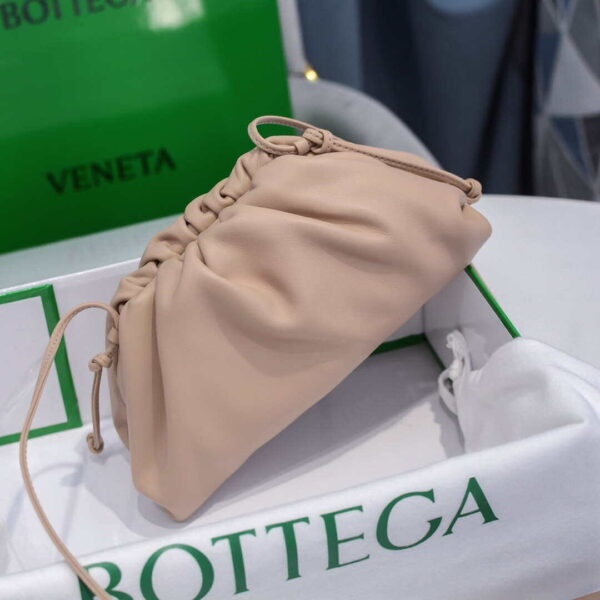 Replica Bottega Veneta 585852 BV Mini Pouch Nude Bag 3