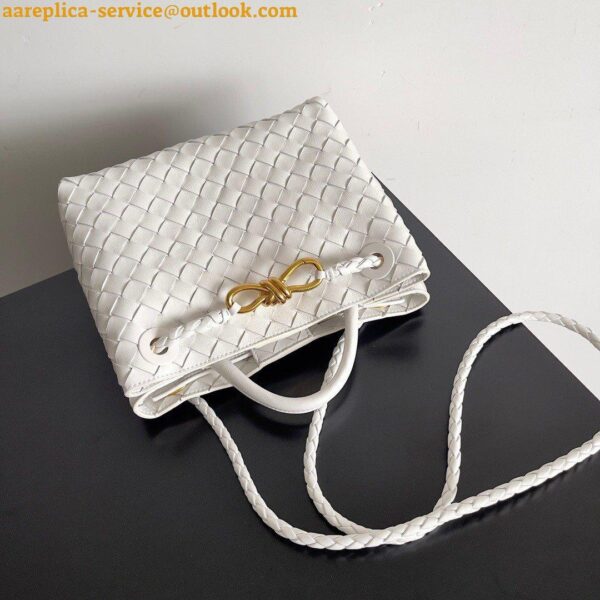 Replica Bottega Veneta Small Andiamo Bag In White Intrecciato Lambskin 6