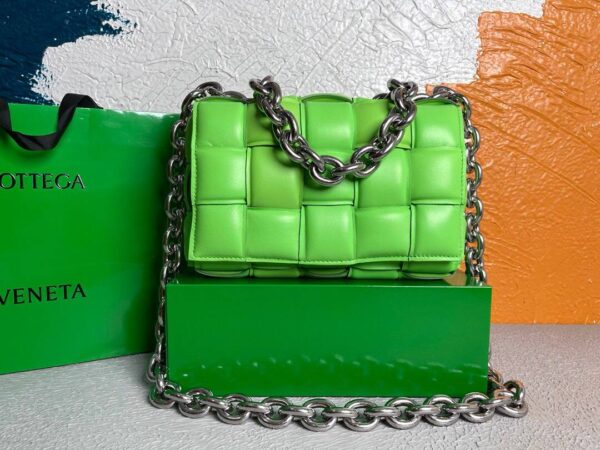 Replica Bottega Veneta BV 20206 Chain Cassette 631421 Grass green Silver