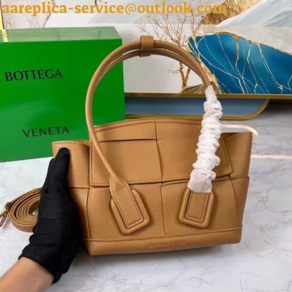 Replica Bottega Veneta Arco Mini Bag In Caramel Grained Leather 7