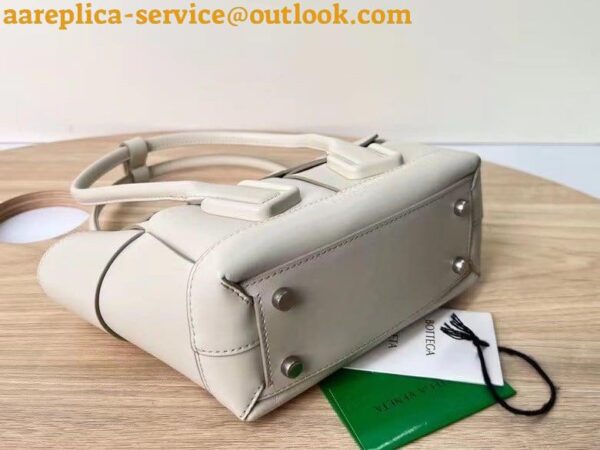 Replica Bottega Veneta Arco Mini Bag In White Intrecciato Calfskin 16