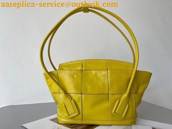 Replica Bottega Veneta Arco Small Bag In Yellow Intrecciato Leather 7