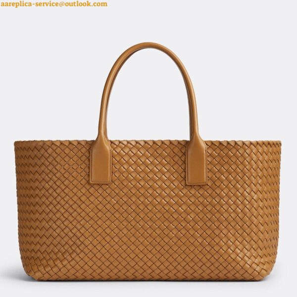 Replica Bottega Veneta Cabat Medium Bag In Caramel Intrecciato Lambskin 5