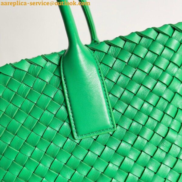 Replica Bottega Veneta Cabat Medium Bag In Green Intrecciato Lambskin 11