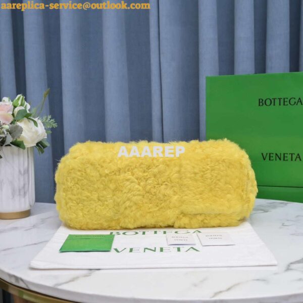 Replica Bottega Veneta BV 652867 Arco Tote Intreccio shearling Yellow 4