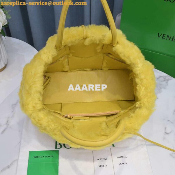 Replica Bottega Veneta BV 652867 Arco Tote Intreccio shearling Yellow 8